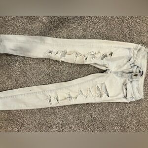 American eagle white jeans.